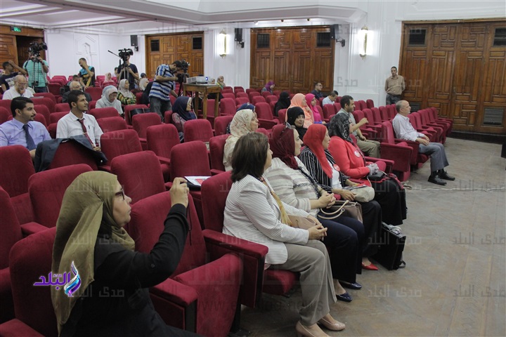 بعض من حضور المؤتمر بعض من حضور المؤتمر