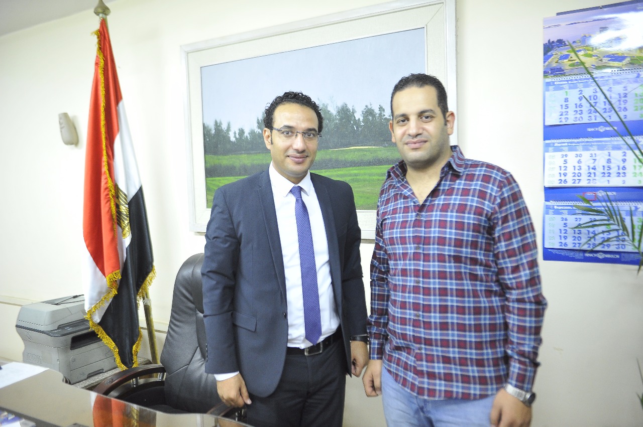 أحمد كمال معاون وزير التموين ومحمد صبيح صحفي صدى البلد