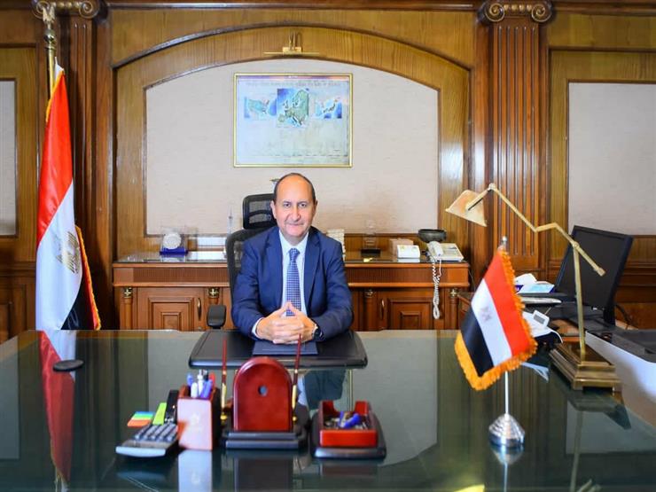 المهندس عمرو نصار وزير التجارة والصناعة المهندس عمرو نصار وزير التجارة والصناعة