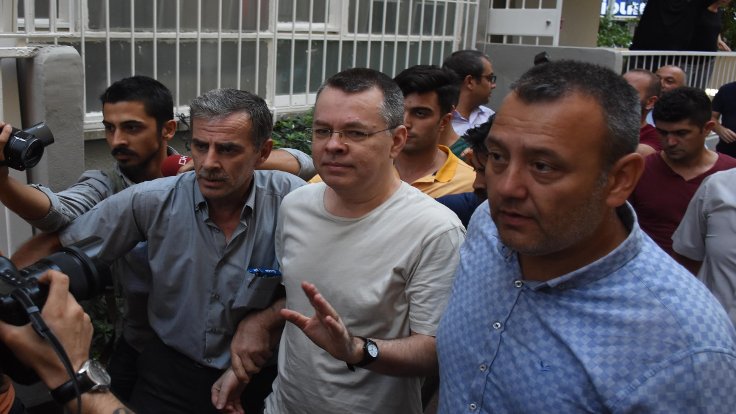 القس الأمريكي المحتجز في تركيا أندرو برونسون