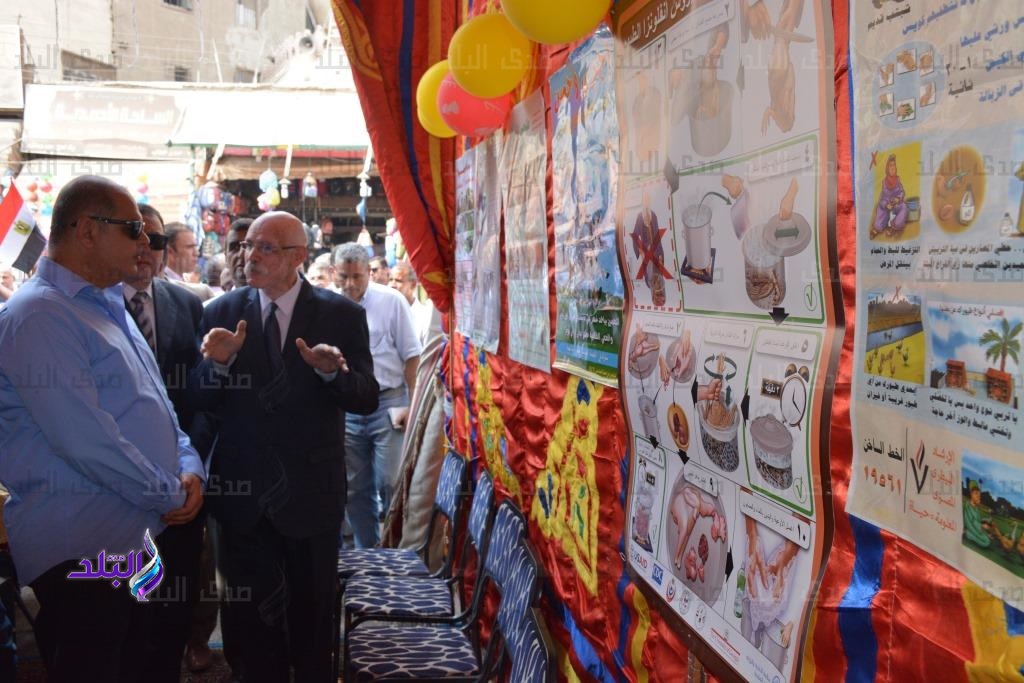 محافظ الغربية يعاين تجهيزات الساحة المحيطة بالمسجد الأحمدى