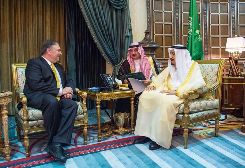 الملك سلمان وبومبيو في لقاء سابق