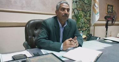 كمال إبراهيم رئيس مركز الداخلة بمحافظة الوادى الجديد