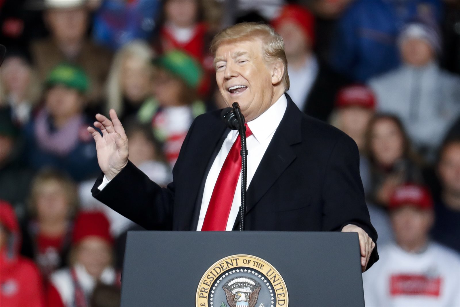 الرئيس الأمريكي دونالد ترامب