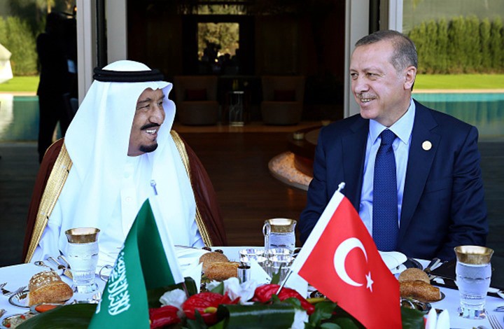 الملك سلمان والرئيس التركي رجب طيب أردوغان الملك سلمان والرئيس التركي رجب طيب أردوغان