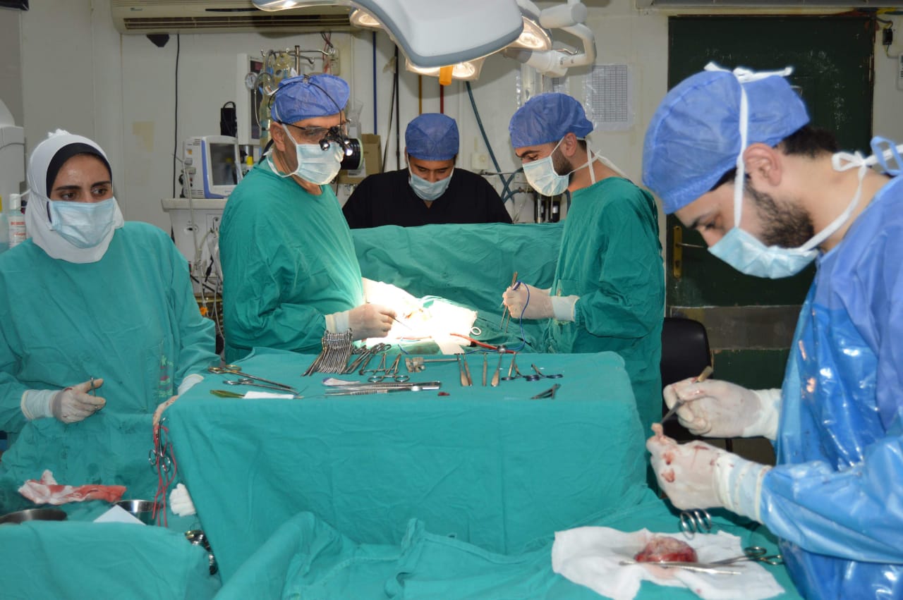 استئصال ورم كبير من صدر رضيع بمستشفى الأطفال الجامعى استئصال ورم كبير من صدر رضيع بمستشفى الأطفال الجامعى