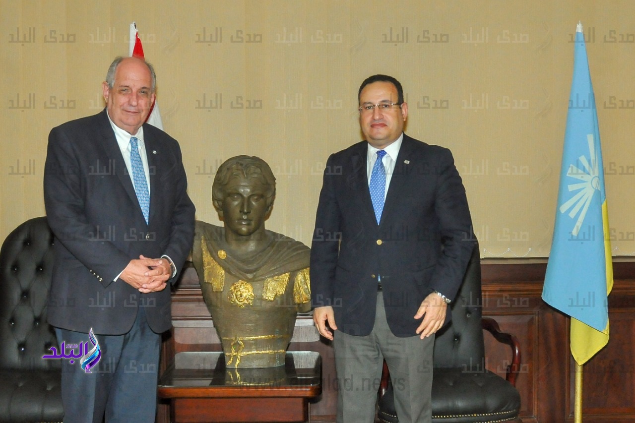 محافظ الإسكندرية يستقبل نائب وزير الخارجية اليونانى محافظ الإسكندرية يستقبل نائب وزير الخارجية اليونانى