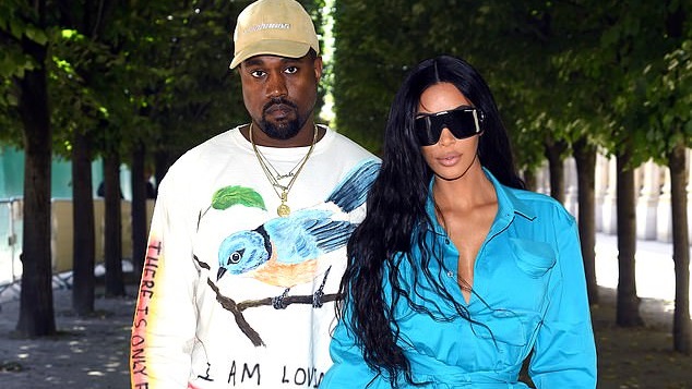  كيم كاردشيان 