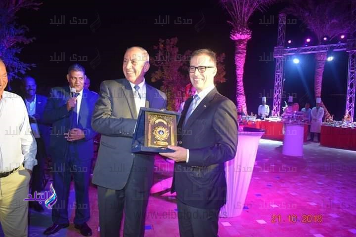 اللواء أحمد عبد الله محافظ البحر الأحمر