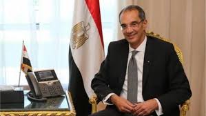 عمرو طلعت وزير الاتصالات