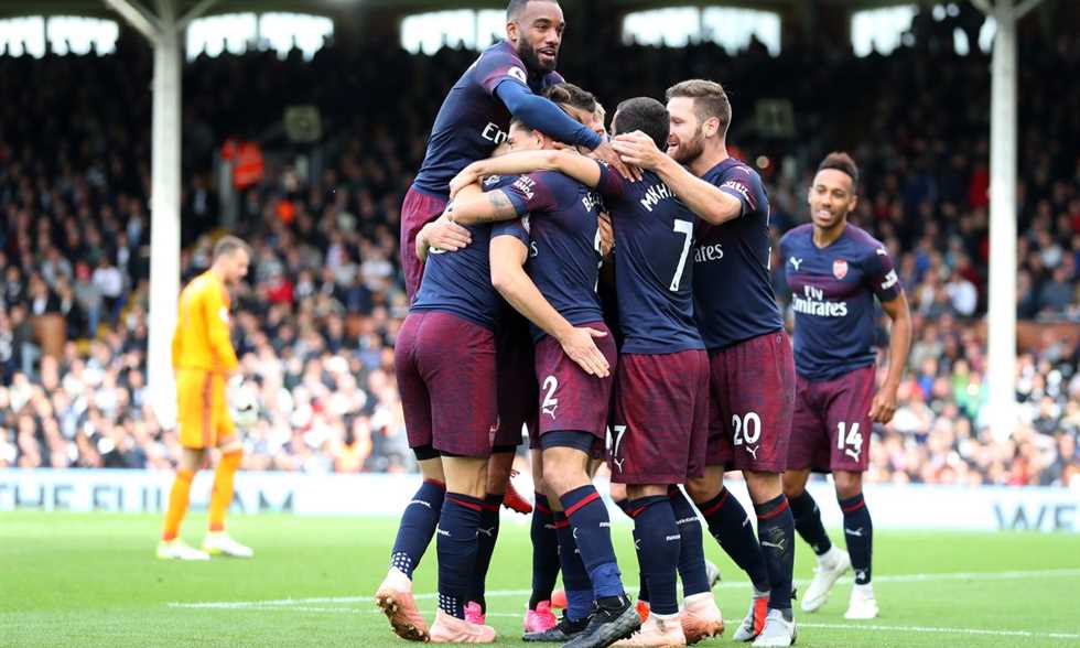 لاعبي  أرسنال