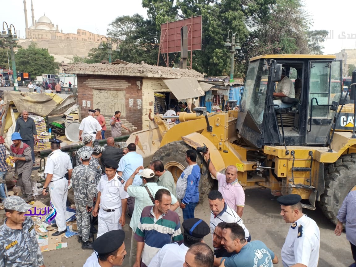 صورة من الحملة على ميدان السيدة عائشة صورة من الحملة على ميدان السيدة عائشة
