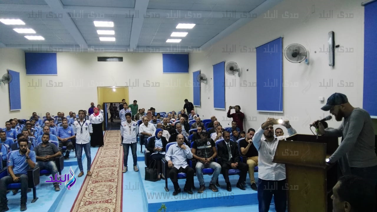 حفل تكريم لأسر شهداء ومصابي الإسعاف في سيناء حفل تكريم لأسر شهداء ومصابي الإسعاف في سيناء