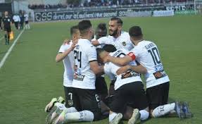 لاعبي وفاق سطيف لاعبي وفاق سطيف