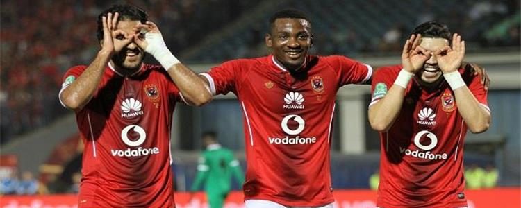 فريق الكرة الأول بالنادى الأهلى