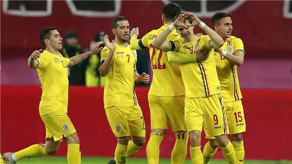 لاعبو منتخب رومانيا 