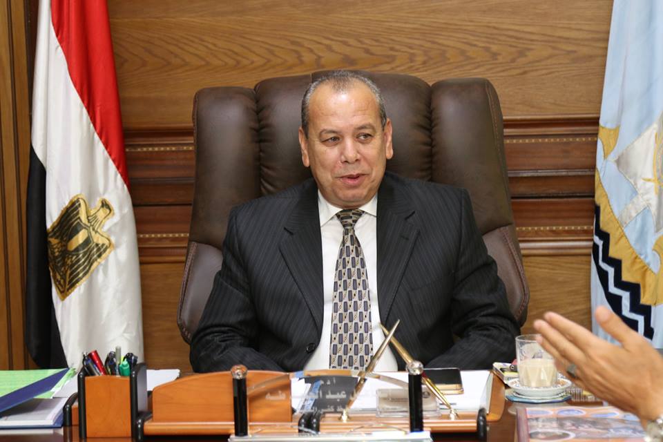 محافظ كفر الشيخ يعاقب 3 مسئولين بالوحدة المحلية للمركز محافظ كفر الشيخ يعاقب 3 مسئولين بالوحدة المحلية للمركز