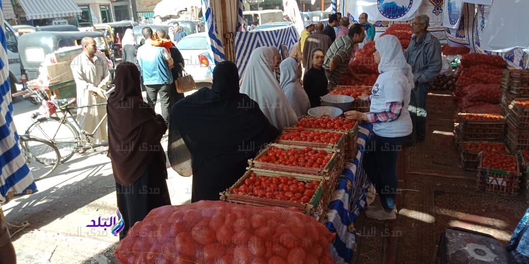 مبادرة "إحنا معاك" 