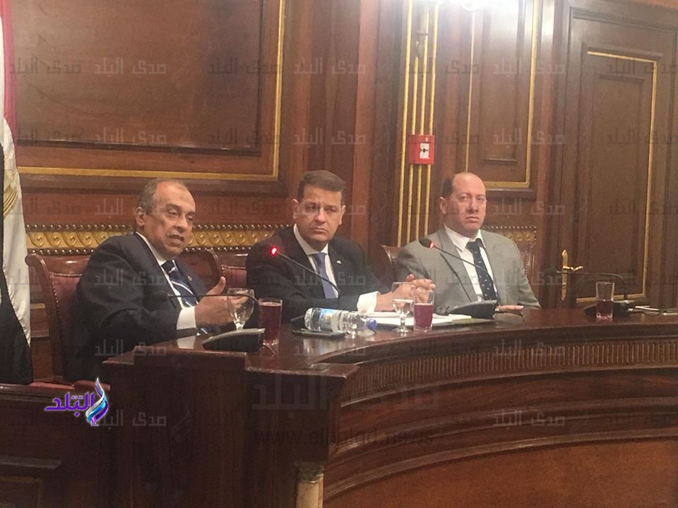 وزير الزراعة بالبرلمان
