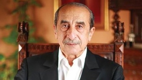  الإعلامي الراحل حمدي قنديل