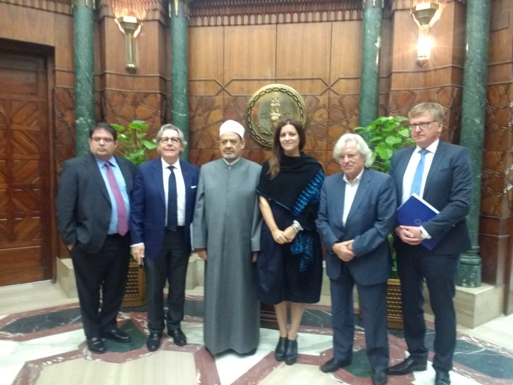 شيخ الأزهر مع وفد الاتحاد الأوروبي