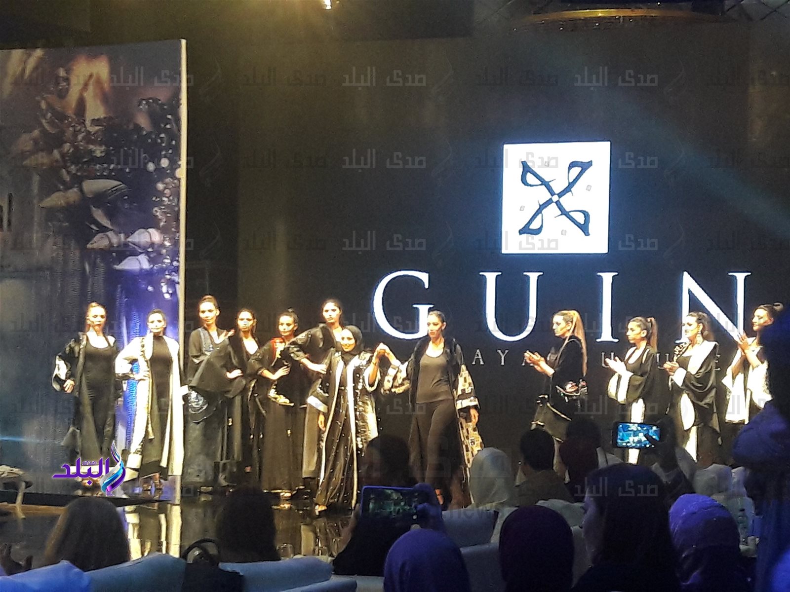 عبايات عصرية بتطريزات ناعمة بتوقيع ابتسام سلمان