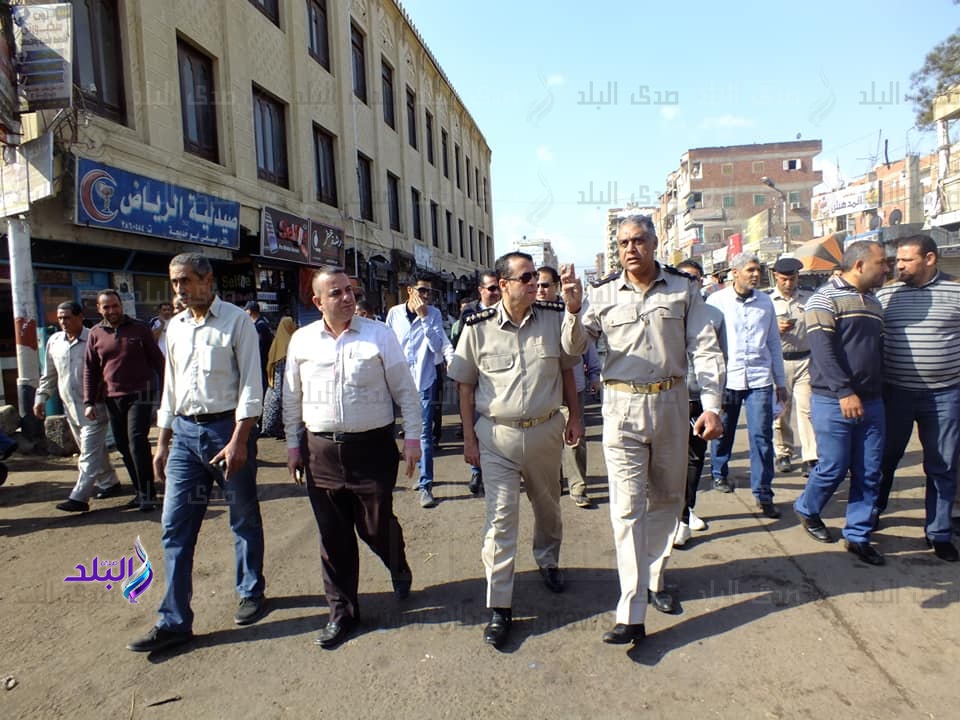 أمن كفر الشيخ يقود حملة لإزالة الإشغالات المخالفة بالرياض أمن كفر الشيخ يقود حملة لإزالة الإشغالات المخالفة بالرياض