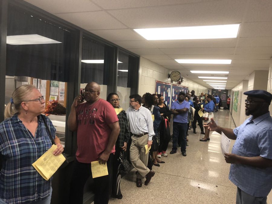 الأمريكيون يصوتون في انتخابات التجديد النصفي