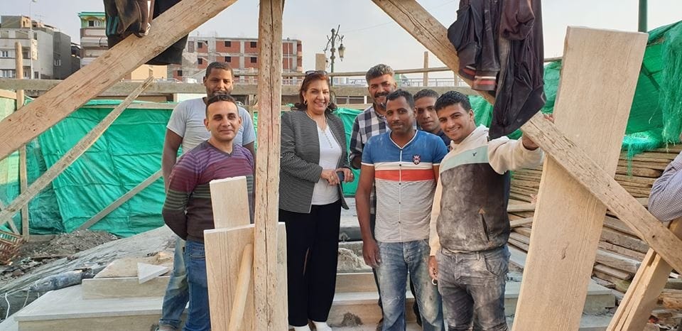 نائبة المحافظين تتفقد تنفيذ فكرة تطوير صناديق القمامة بدمياط نائبة المحافظين تتفقد تنفيذ فكرة تطوير صناديق القمامة بدمياط
