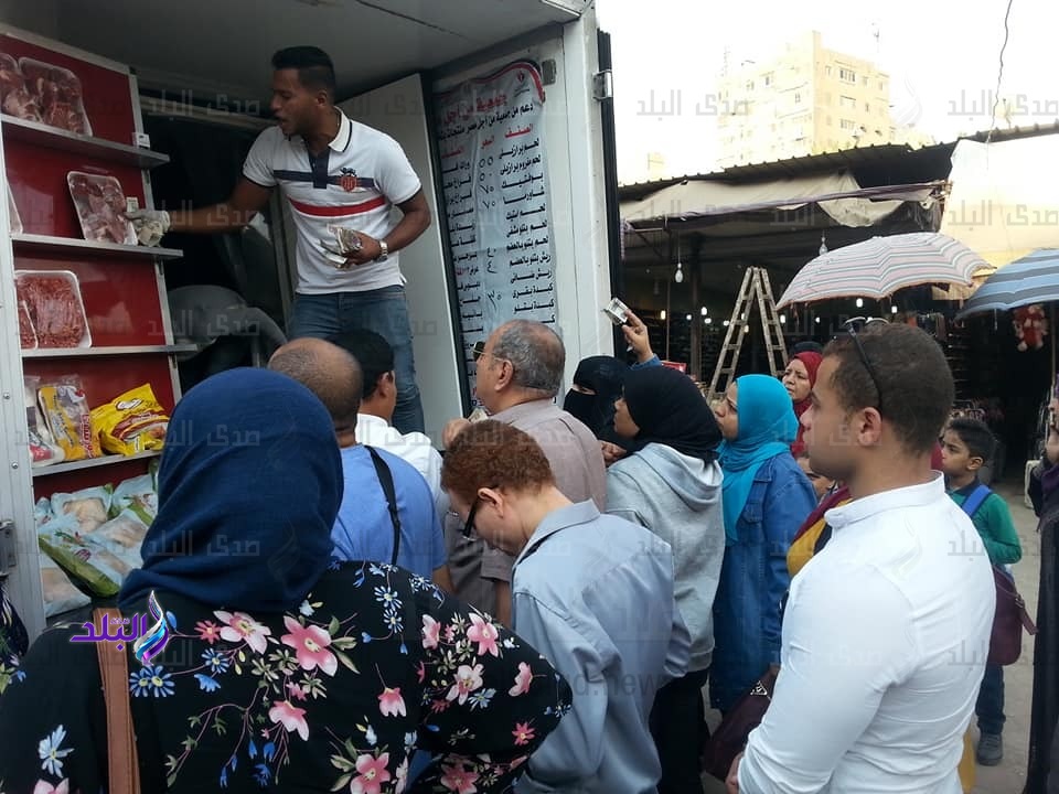 مستقبل وطن يقيم منافذ لبيع اللحوم والدواجن بأسعار مخفضة
