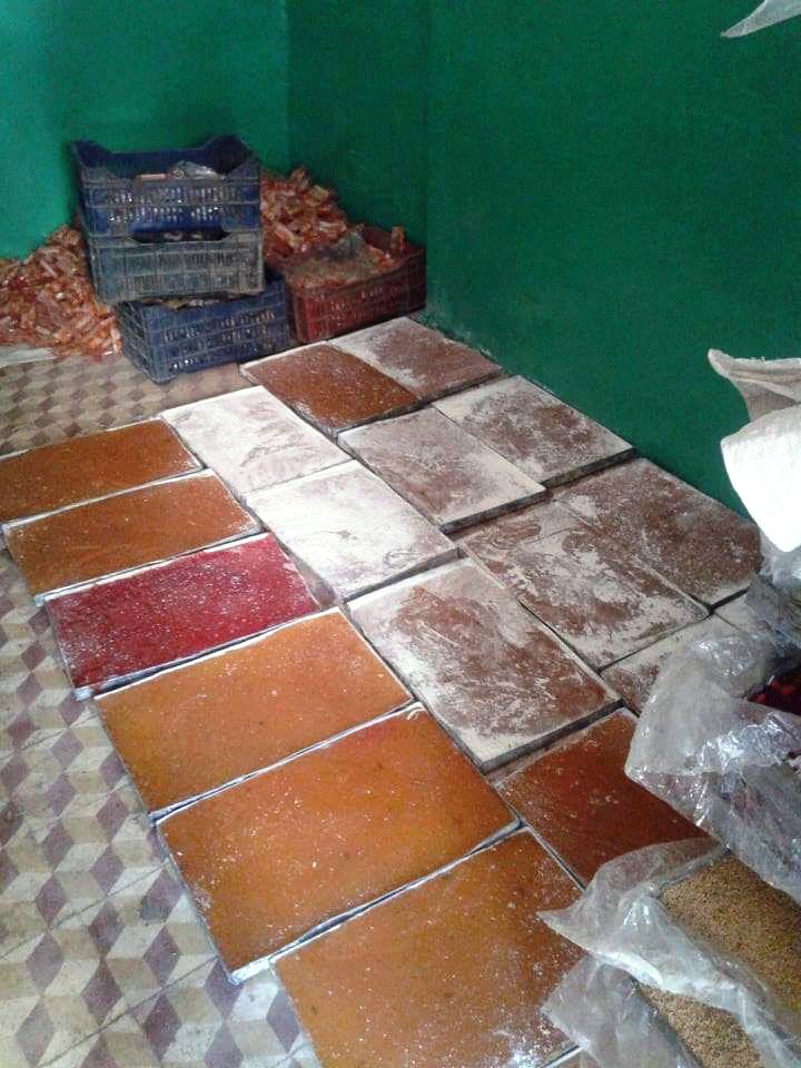 ضبط 90 كيلو حلوى مولد غير صالحة للاستهلاك الآدمي في البلينا ضبط 90 كيلو حلوى مولد غير صالحة للاستهلاك الآدمي في البلينا