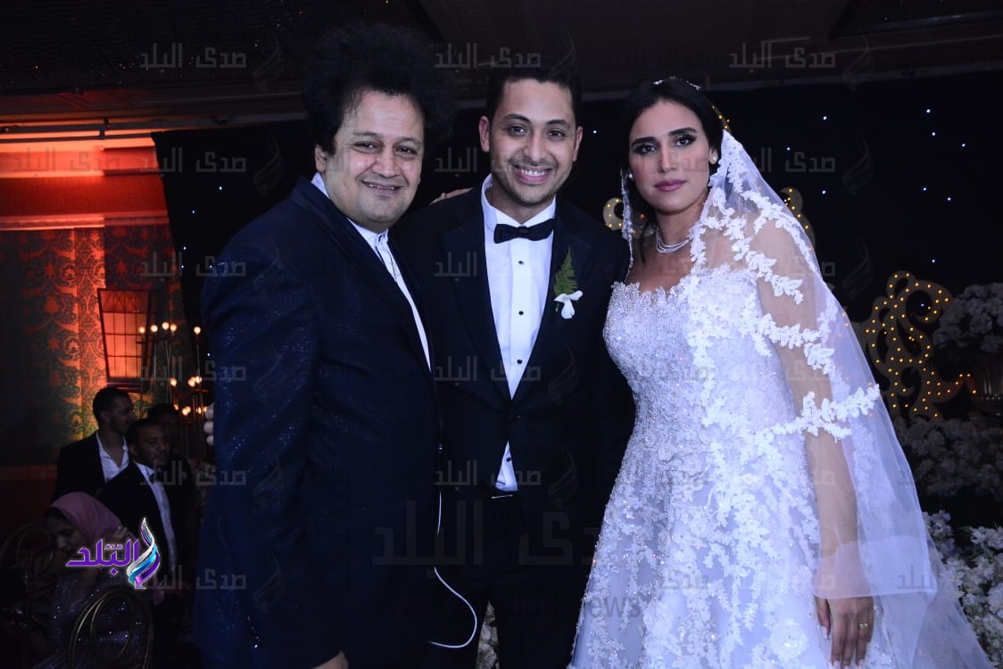  نجوم الفن والإعلام يشاركون خالد عجاج زفاف ابنته مريم..صور 