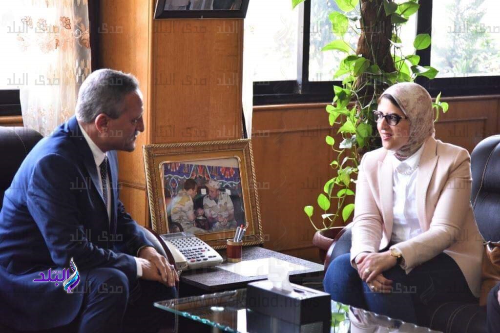 وزيرة الصحة والسكان ومحافظ الاسماعيلية