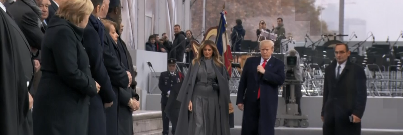 ترامب يصل الاحتفالات وحيدا