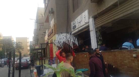 رفع إشغالات الكافيهات المخالفة في حملة بشوارع مصر الجديدة رفع إشغالات الكافيهات المخالفة في حملة بشوارع مصر الجديدة