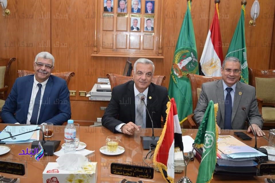 اجتماع لجنة الجوائز اجتماع لجنة الجوائز