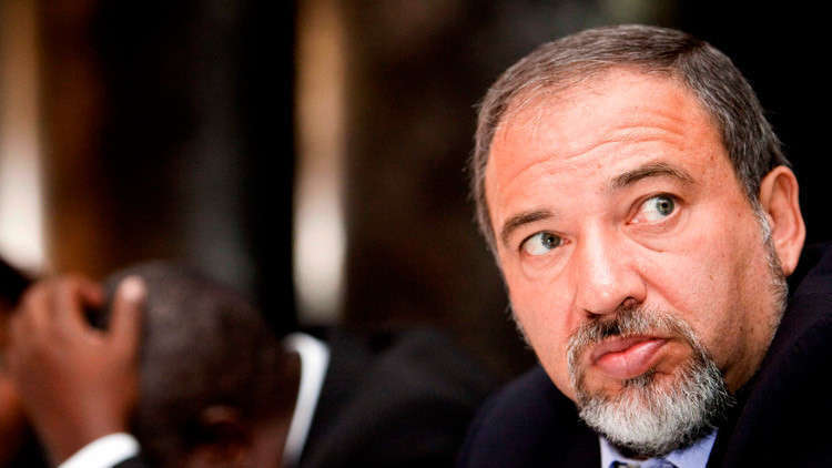 وزير الدفاع الإسرائيلي المستقيل وزير الدفاع الإسرائيلي المستقيل