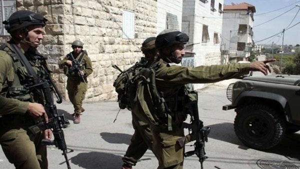 إصابة عدد من الفلسطينيين برصاص الاحتلال إصابة عدد من الفلسطينيين برصاص الاحتلال