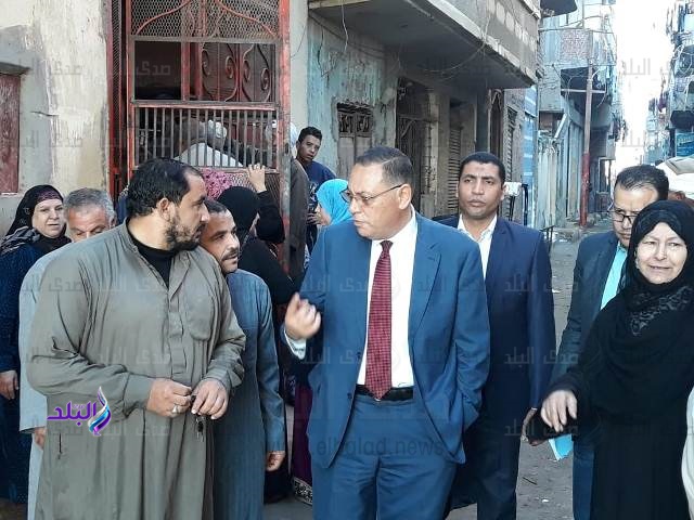 لدكتور ممدوح غراب محافظ الشرقية بزيارة تفقدية للوحدة المحلية