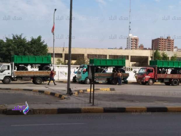 معدات ضمن برنامج إدارة المخلفات الصلبة