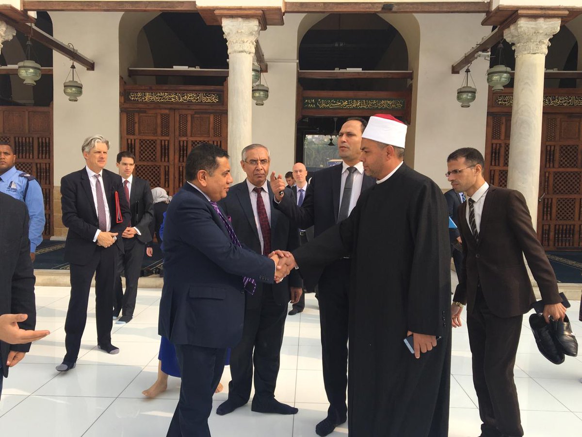جانب من زيارة الوزير البريطاني الي الأزهر الشريف جانب من زيارة الوزير البريطاني الي الأزهر الشريف