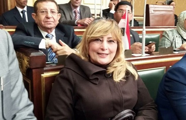 إليزابيث شاكر عضو مجلس النواب