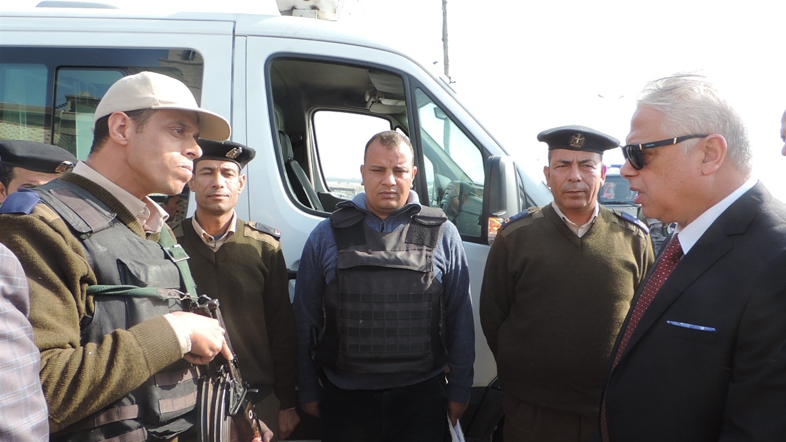 مدير أمن البحيرة يتفقد الأقوال الأمنية بالطريق