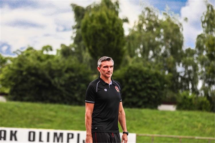 الفرنسي باتريس كارتيرون