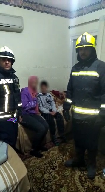 الحماية المدنية بالقاهرة تنقذ سيدة مسنة وطفلين محتجزين 