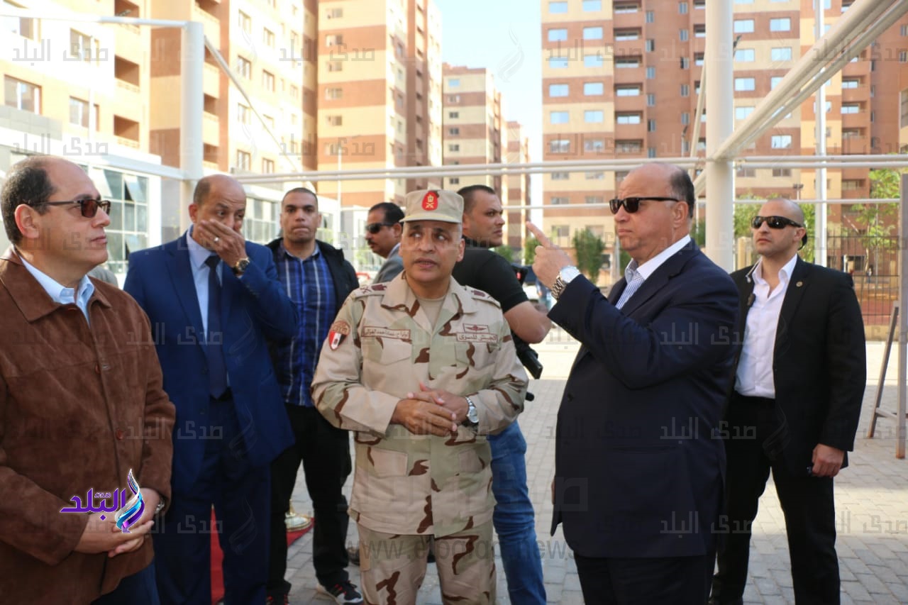 محافظ القاهرة يتفقد مشروع أهالينا السكني استعداداَ لافتتاحه محافظ القاهرة يتفقد مشروع أهالينا السكني استعداداَ لافتتاحه