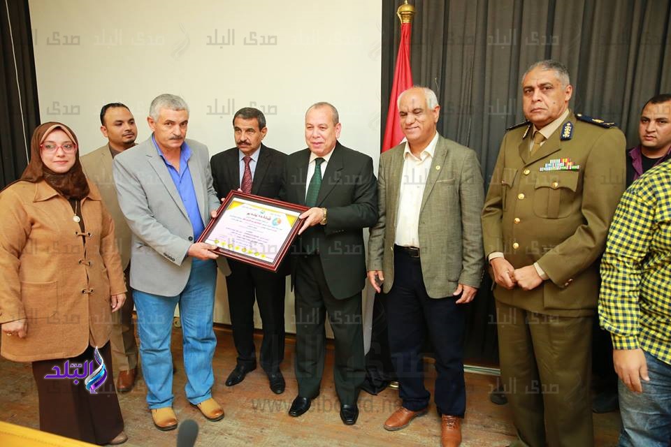 الدكتور إسماعيل عبدالحميد طه، محافظ كفر الشيخ الدكتور إسماعيل عبدالحميد طه، محافظ كفر الشيخ