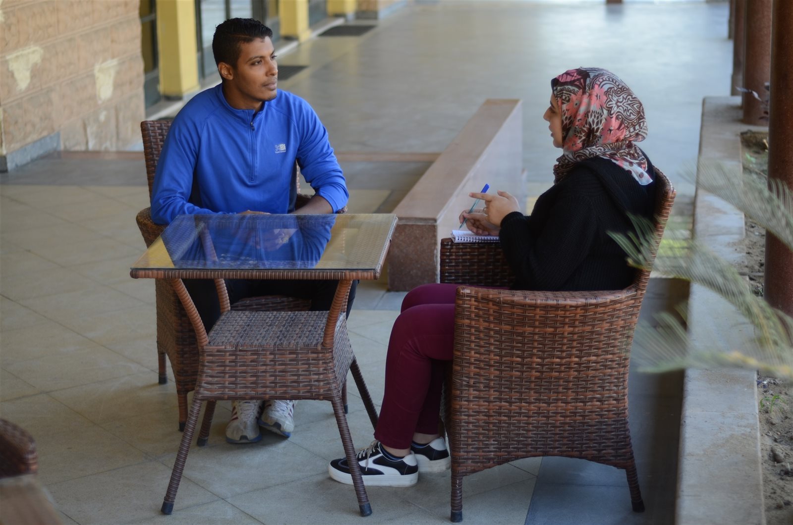 محمد البدري مع محررة صدى البلد