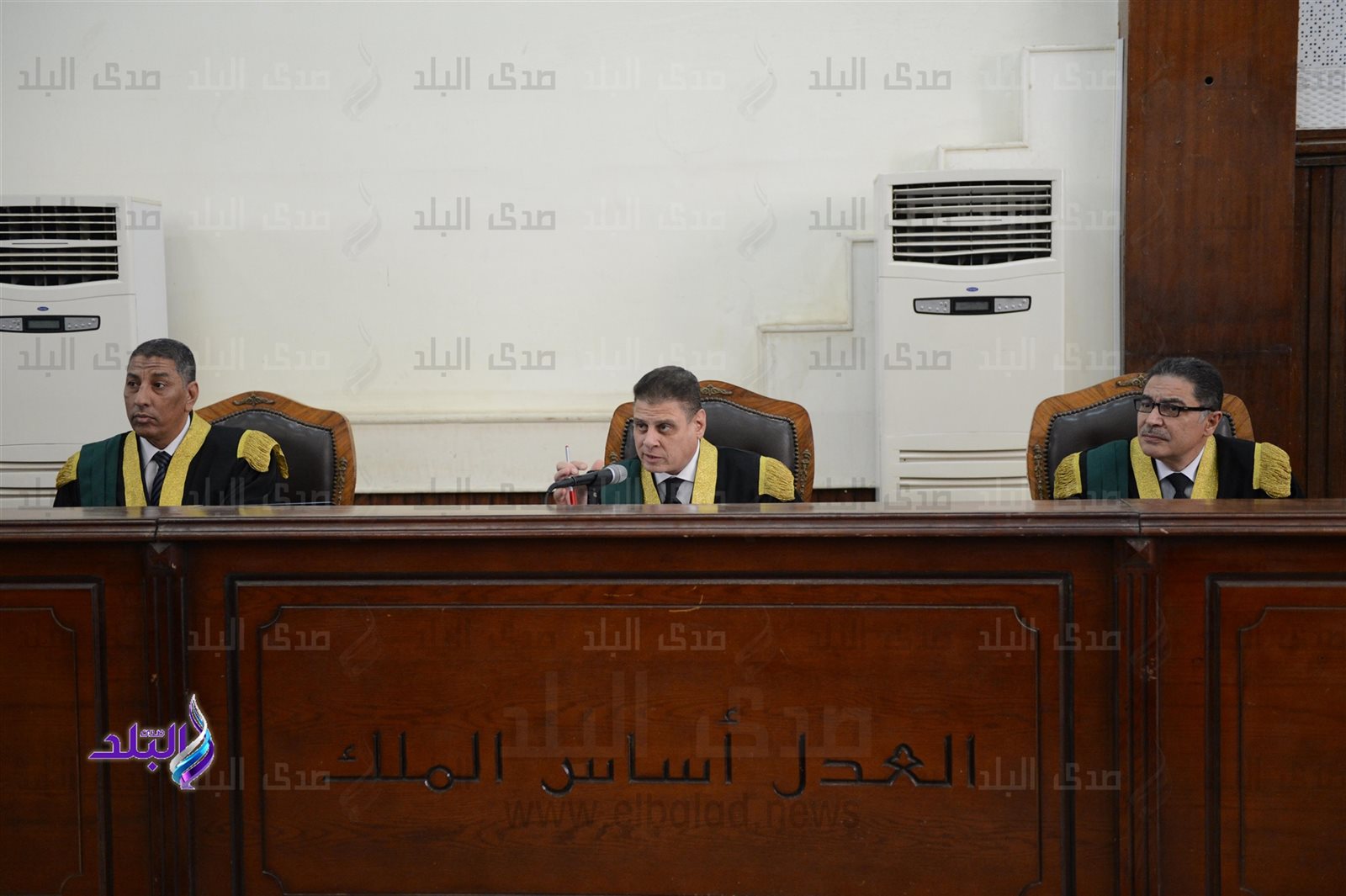 الزي الجديد للقضاة 
