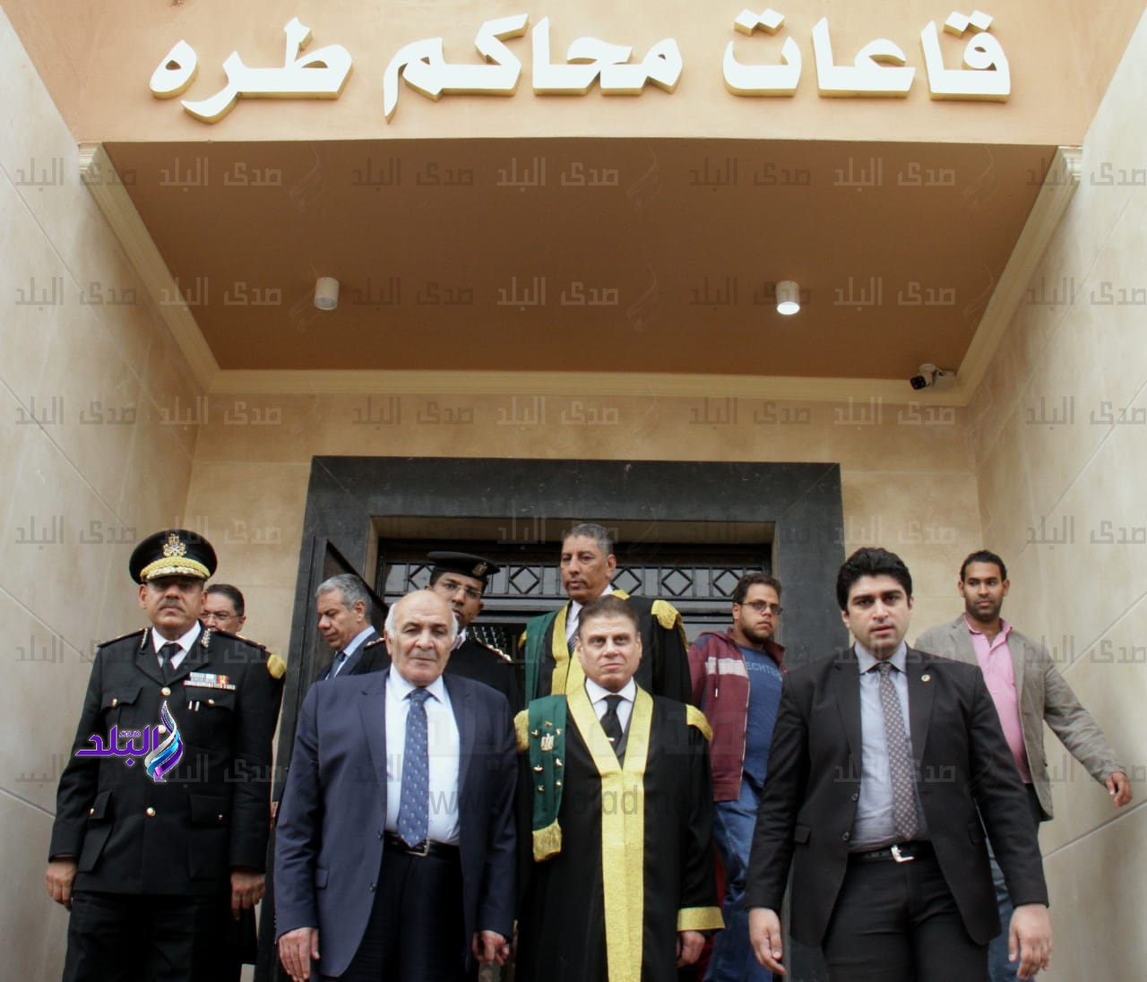 رئيس محكمة استئناف القاهرة يتفقد مجمع محاكم جنايات القاهرة رئيس محكمة استئناف القاهرة يتفقد مجمع محاكم جنايات القاهرة